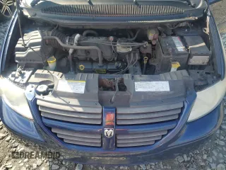 2005 Dodge Caravan SXT with VIN 1D4GP45R75B433581, listed as a Copart auction lot 66086095 with 98,096 mi miles and Salvage title. Bid and sale history available at DreamBid. Image 12.