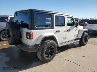 2019 Jeep Wrangler Unlimited Sahara with VIN 1C4HJXEGXKW563961, listed as a Copart auction lot 46943205 with 0 mi miles and Salvage Title. Bid and sale history available at carsss.com. Image 3.