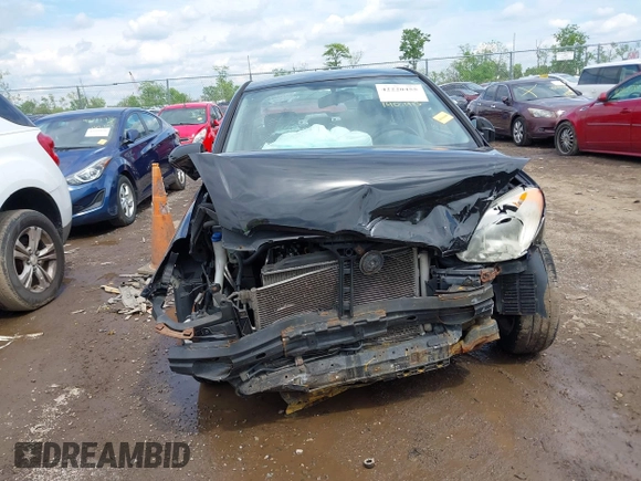 2006 Hyundai Accent GLS z VIN KMHCN46C76U038040, wystawiony jako IAAI lot #42220455 z przebiegiem 140 413 mil mil oraz . Historia ofert i sprzedaży dostępna na DreamBid. Obrazek 13.