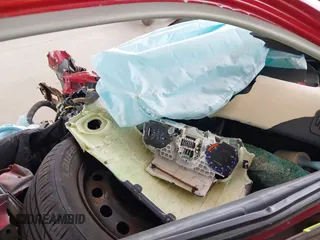 2000 Honda Civic EX z VIN 1HGEJ8244YL082635, wystawiony jako IAAI lot #42213659 z przebiegiem Nie podano mil oraz . Historia ofert i sprzedaży dostępna na DreamBid. Obrazek 5.