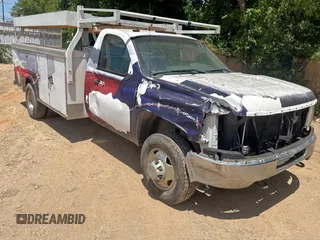 2011 Chevrolet Silverado 3500HD Work Truck z VIN 1GB3CZCG4BF211904, wystawiony jako Copart lot #66187465 z przebiegiem 160 946 mil mil oraz Czysty tytuł • Clean title. Historia ofert i sprzedaży dostępna na DreamBid. Obrazek 1.