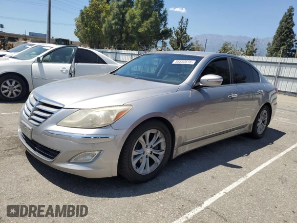 2013 Hyundai Genesis 3.8L z VIN KMHGC4DD7DU248394, wystawiony jako Copart lot #56650615 z przebiegiem 240 189 mil mil oraz Czysty tytuł • Clean title. Historia ofert i sprzedaży dostępna na DreamBid. Obrazek 1.
