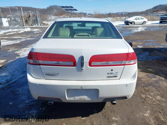 2011 Lincoln MKZ Hybrid with VIN 3LNDL2L31BR752945, listed as a IAAI auction lot 41439120 with 178,578 mi miles. Bid and sale history available at carsss.com. Image 16.