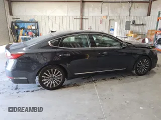2017 Kia Cadenza Premium with VIN KNALC4J18H5093963, listed as a Copart auction lot 77970704 with 83,385 mi miles and Clean Title. Bid and sale history available at carsss.com. Image 3.
