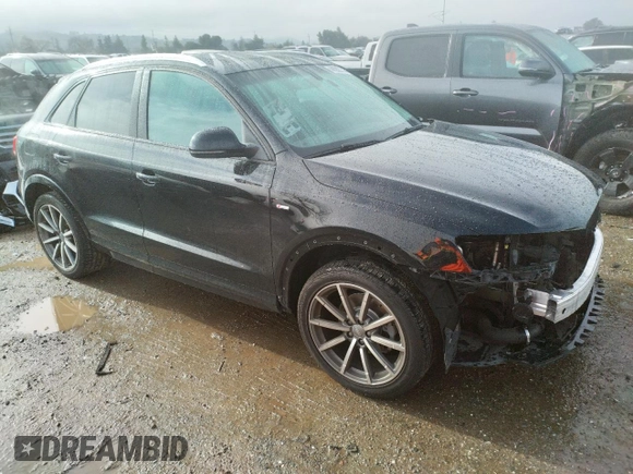 2018 Audi Q3 Premium with VIN WA1ECCFS9JR033593, listed as a Copart auction lot 44332253 with 42,362 mi miles. Bid and sale history available at carsss.com. Image 4.