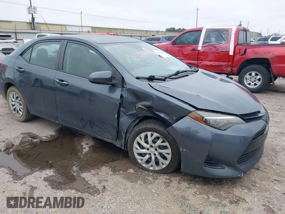2018 Toyota Corolla L z VIN 5YFBURHE8JP762341, wystawiony jako IAAI lot #41616281 z przebiegiem 141 882 mil mil oraz . Historia ofert i sprzedaży dostępna na DreamBid. Obrazek 1.