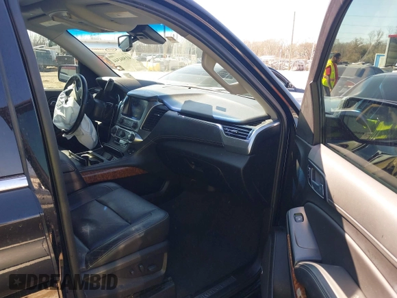 2019 Chevrolet Suburban LT with VIN 1GNSCJKC5KR360318, listed as a IAAI auction lot 41504344 with 82,997 mi miles and . Bid and sale history available at DreamBid. Image 5.