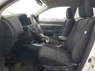 2018 Mitsubishi Outlander ES z VIN JA4AD2A36JZ063303, wystawiony jako Copart lot #58082995 z przebiegiem 132 479 mil mil oraz Czysty tytuł • Clean title. Historia ofert i sprzedaży dostępna na DreamBid. Obrazek 7.