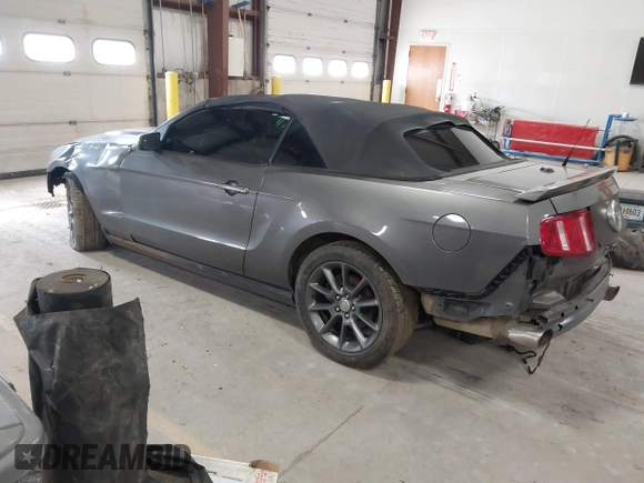 2011 Ford Mustang V6 with VIN 1ZVBP8EM4B5153112, listed as a IAAI auction lot 41891080 with 113,120 mi miles and . Bid and sale history available at DreamBid. Image 3.
