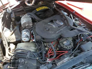 1982 Chevrolet Corvette z VIN 1G1AY8784C5122853, wystawiony jako Copart lot #58346605 z przebiegiem 69 994 mil mil oraz Szkoda całkowita • Salvage title. Historia ofert i sprzedaży dostępna na DreamBid. Obrazek 11.