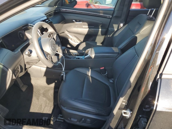 2024 Hyundai Santa Cruz Night Edition z VIN 5NTJCDAF5RH078765, wystawiony jako Copart lot #50633065 z przebiegiem 33 782 mil mil oraz Szkoda całkowita • Salvage title. Historia ofert i sprzedaży dostępna na DreamBid. Obrazek 7.