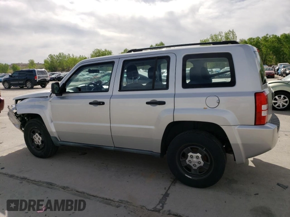 2010 Jeep Patriot Sport z VIN 1J4NT2GB4AD523378, wystawiony jako Copart lot #57088185 z przebiegiem 119 937 mil mil oraz Szkoda całkowita • Salvage title. Historia ofert i sprzedaży dostępna na DreamBid. Obrazek 2.