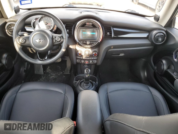 2021 MINI Hardtop Cooper с VIN WMWXR3C03M2N73872, выставлен на аукционе Copart как лот 45186265 с пробегом 37 484 миль миль и Списание • Salvage title. История ставок и продаж доступна на DreamBid. Изображение 8.