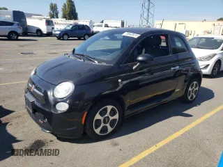 2013 FIAT 500e с VIN 3C3CFFGE9DT714089, выставлен на аукционе Copart как лот 73840974 с пробегом 79 837 миль миль и Чистый • Clean title. История ставок и продаж доступна на DreamBid. Изображение 1.