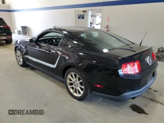 2011 Ford Mustang V6 z VIN 1ZVBP8AM7B5144930, wystawiony jako Copart lot #59091965 z przebiegiem 224 980 mil mil oraz Czysty tytuł • Clean title. Historia ofert i sprzedaży dostępna na DreamBid. Obrazek 2.