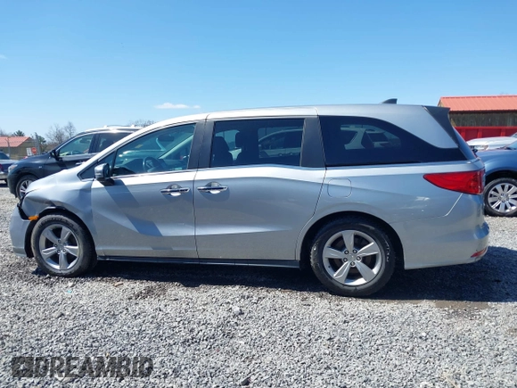 2018 Honda Odyssey EX-L with VIN 5FNRL6H75JB092633, listed as a IAAI auction lot 41971589 with 103,099 mi miles and . Bid and sale history available at DreamBid. Image 15.