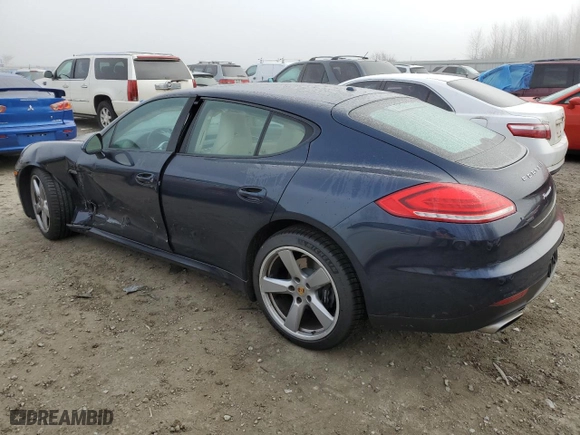 2015 Porsche Panamera 4 with VIN WP0AA2A75FL001869, listed as a Copart auction lot 47072944 with 33,753 mi miles. Bid and sale history available at carsss.com. Image 2.