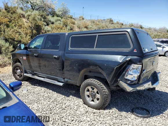 2011 Ram 2500 SLT with VIN 3D7TT2CT6BG564407, listed as a Copart auction lot 61676895 with 222,722 mi miles and Salvage title. Bid and sale history available at DreamBid. Image 2.