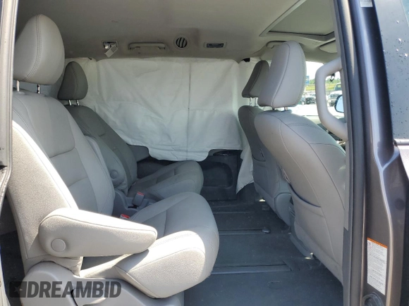 2019 Toyota Sienna XLE with VIN 5TDDZ3DC5KS222885, listed as a Copart auction lot 56983835 with 83,009 mi miles and Salvage title. Bid and sale history available at DreamBid. Image 11.