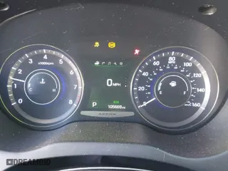 2016 Hyundai Azera with VIN KMHFG4JG9GA505754, listed as a IAAI auction lot 41386211 with 105,669 mi miles. Bid and sale history available at carsss.com. Image 7.