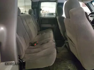 2005 Chevrolet Silverado 1500 Z71 with VIN 1GCEK19B65Z320601, listed as a Copart auction lot 52506345 with 169,157 mi miles and Salvage Title. Bid and sale history available at DreamBid. Image 10.