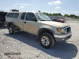 2002 Toyota Tacoma PreRunner с VIN 5TESN92N82Z071943, выставлен на аукционе Copart как лот 64393605 с пробегом 176 677 миль миль и Списание • Salvage title. История ставок и продаж доступна на DreamBid. Изображение 4.