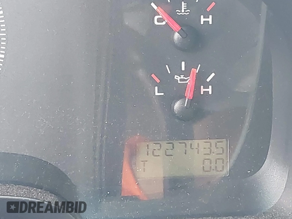 2006 Ford F-150 STX with VIN 1FTRX14W36FA48427, listed as a IAAI auction lot 42450682 with 122,743 mi miles and . Bid and sale history available at DreamBid. Image 7.