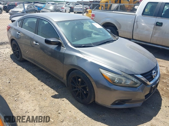 2017 Nissan Altima SV with VIN 1N4AL3AP3HC214621, listed as a IAAI auction lot 42002524 with 49,826 mi miles and . Bid and sale history available at carsss.com. Image 1.