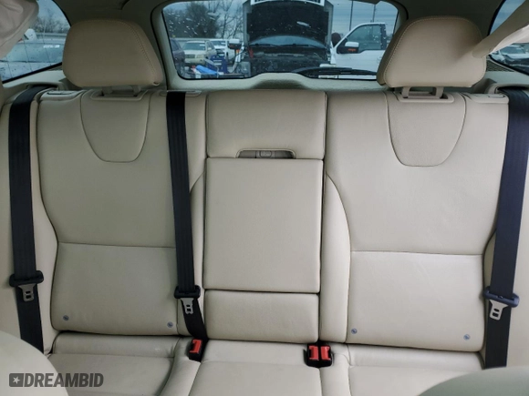 2015 Volvo XC60 T5 Drive-E Premier with VIN YV440MDK0F2659467, listed as a Copart auction lot 48227685 with 111,167 mi miles and Salvage Title. Bid and sale history available at carsss.com. Image 10.