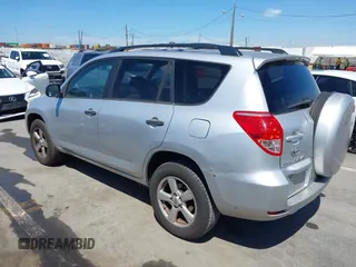 2007 Toyota RAV4 with VIN JTMZK33V076004549, listed as a IAAI auction lot 42018605 with 115,548 mi miles. Bid and sale history available at carsss.com. Image 3.
