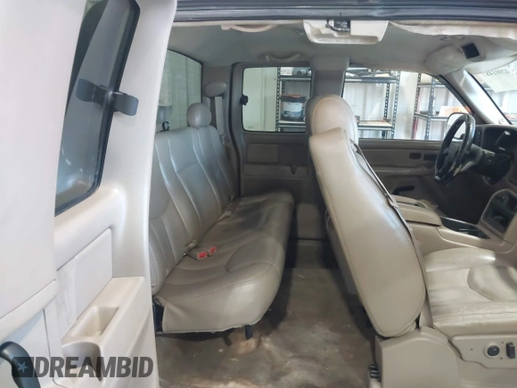 2005 Chevrolet Silverado 1500 Z71 with VIN 1GCEK19B15E272187, listed as a IAAI auction lot 42001487 with 313,138 mi miles and . Bid and sale history available at DreamBid. Image 8.