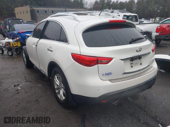 2013 Infiniti FX with VIN JN8CS1MW9DM173949, listed as a IAAI auction lot 41797752 with 107,470 mi miles. Bid and sale history available at carsss.com. Image 3.