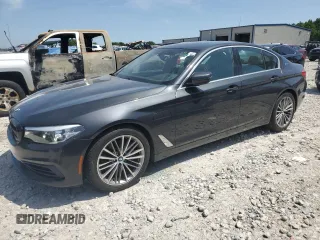 2019 BMW 5 Series 530e xDrive with VIN WBAJB1C59KB376969, listed as a Copart auction lot 64125575 with 132,820 mi miles and Clean title. Bid and sale history available at DreamBid. Image 1.