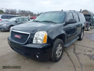 2013 GMC Yukon XL SLT with VIN 1GKS1KE00DR332987, listed as a IAAI auction lot 41512378 with 190,693 mi miles. Bid and sale history available at carsss.com. Image 17.