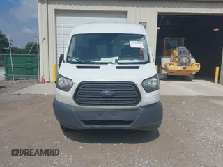 2018 Ford Transit с VIN 1FTYE2CM2JKA10887, выставлен на аукционе IAAI как лот 36715890 с пробегом 132 725 миль миль и . История ставок и продаж доступна на DreamBid. Изображение 12.
