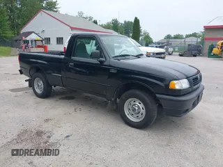 2000 Mazda B-Series Truck SX z VIN 4F4YR12C7YTM35556, wystawiony jako IAAI lot #42456555 z przebiegiem 94 582 mil mil oraz . Historia ofert i sprzedaży dostępna na DreamBid. Obrazek 1.