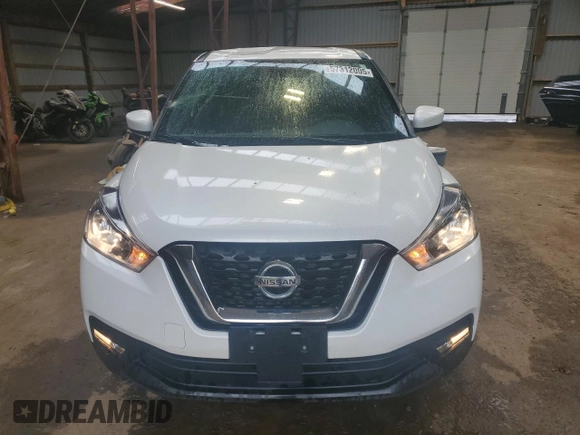 2020 Nissan Kicks SV with VIN 3N1CP5CVXLL572054, listed as a Copart auction lot 57312005 with 61,731 mi miles and Clean title. Bid and sale history available at DreamBid. Image 5.