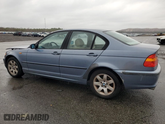 2002 BMW 3 Series 325xi with VIN WBAEU33462PF68483, listed as a Copart auction lot 82304824 with 179,275 mi miles and Salvage title. Bid and sale history available at DreamBid. Image 2.
