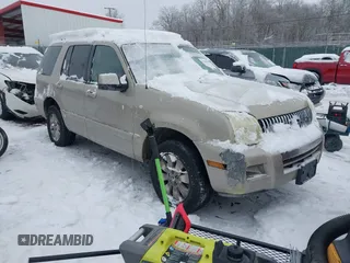 2006 Mercury Mountaineer Luxury with VIN 4M2EU47E06UJ15423, listed as a IAAI auction lot 41260541 with 155,510 mi miles. Bid and sale history available at carsss.com. Image 1.