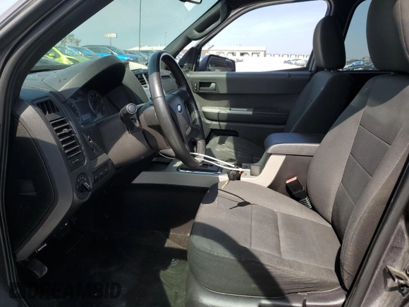 2012 Ford Escape XLT with VIN 1FMCU9DG6CKB80148, listed as a Copart auction lot 59953445 with 104,959 mi miles and Clean title. Bid and sale history available at DreamBid. Image 7.