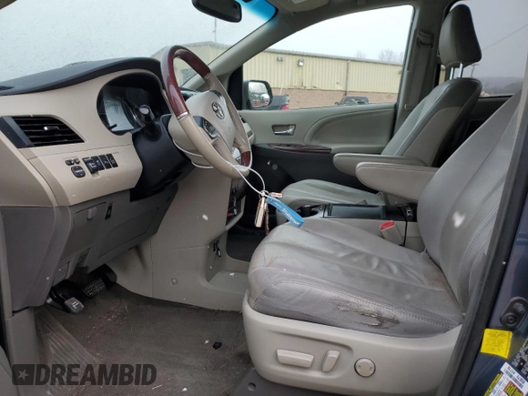 2013 Toyota Sienna XLE with VIN 5TDDK3DC5DS056097, listed as a Copart auction lot 89021805 with Not Provided miles and Salvage Title. Bid and sale history available at DreamBid. Image 7.