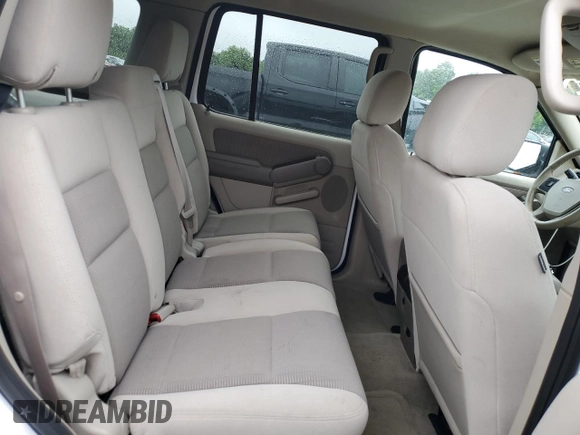 2006 Ford Explorer XLT z VIN 1FMEU73E96UB02808, wystawiony jako Copart lot #58635865 z przebiegiem 140 132 mil mil oraz Czysty tytuł • Clean title. Historia ofert i sprzedaży dostępna na DreamBid. Obrazek 11.