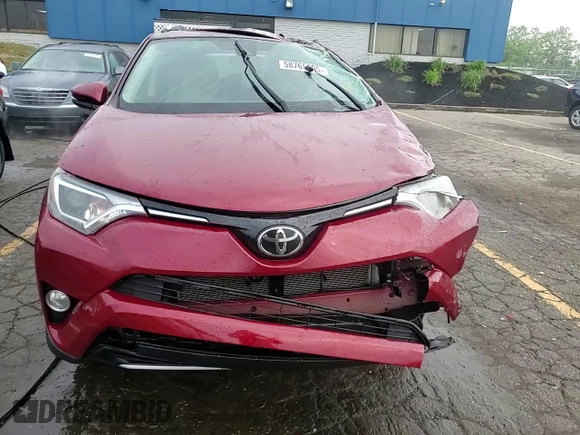2018 Toyota RAV4 XLE with VIN 2T3WFREV6JW463548, listed as a Copart auction lot 58765805 with 61,250 mi miles and Non repairable. Bid and sale history available at DreamBid. Image 15.