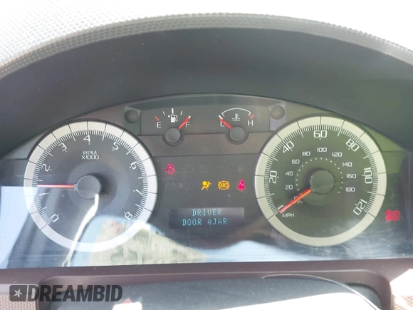 2008 Ford Escape XLT with VIN 1FMCU03168KA77375, listed as a IAAI auction lot 41990755 with 173,455 mi miles and . Bid and sale history available at DreamBid. Image 7.