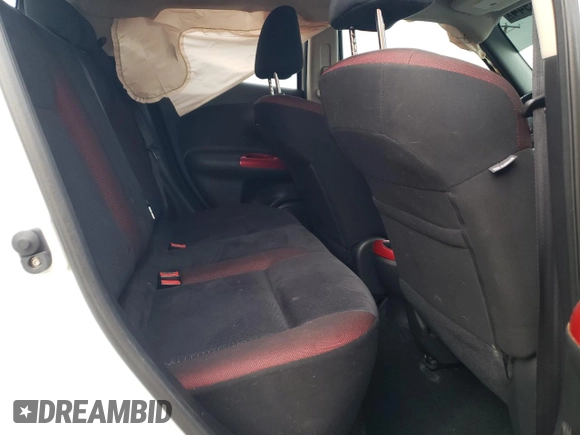 2014 Nissan Juke S with VIN JN8AF5MV8ET356745, listed as a Copart auction lot 84500944 with 33,749 mi miles and Salvage Title. Bid and sale history available at carsss.com. Image 10.