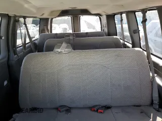 2013 Chevrolet Express Passenger 1LT z VIN 1GAZGYFG7D1130758, wystawiony jako Copart lot #59625915 z przebiegiem 152 806 mil mil oraz Szkoda całkowita • Salvage title. Historia ofert i sprzedaży dostępna na DreamBid. Obrazek 10.