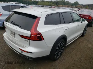 2020 Volvo V60 z VIN YV4102WK7L1030763, wystawiony jako Copart lot #67087483 z przebiegiem 44 861 mil mil oraz . Historia ofert i sprzedaży dostępna na DreamBid. Obrazek 3.