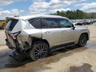 2023 Lexus LX 600 F Sport z VIN JTJMB7CX1P4016737, wystawiony jako Copart lot #50453333 z przebiegiem 2 083 mil mil oraz . Historia ofert i sprzedaży dostępna na DreamBid. Obrazek 3.