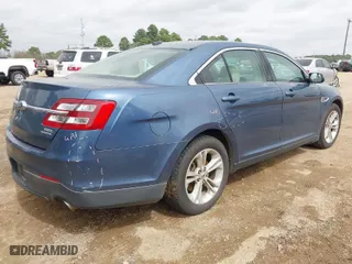 2018 Ford Taurus SEL with VIN 1FAHP2E86JG119159, listed as a IAAI auction lot 41749911 with 105,522 mi miles. Bid and sale history available at carsss.com. Image 4.