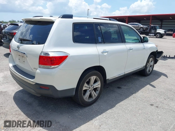 2013 Toyota Highlander Limited with VIN 5TDDK3EH2DS217645, listed as a IAAI auction lot 42370991 with 90,054 mi miles and . Bid and sale history available at DreamBid. Image 4.